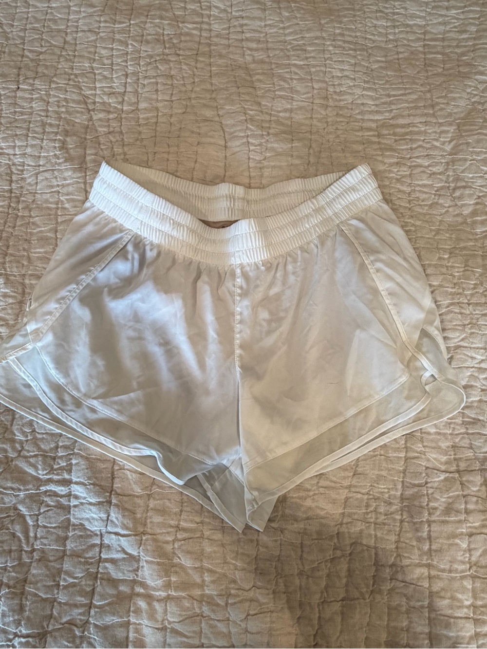 Athleta Mesh Racer Run Short